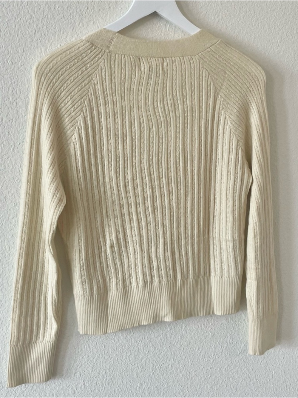 Cream Ribbed V-Neck Button Cardigan Sweater Target Universal Thread - Picture 6 of 7